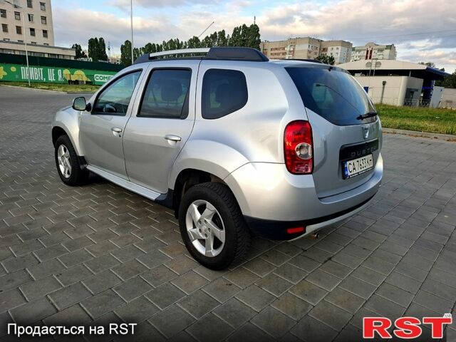 Серый Дачия Duster, объемом двигателя 1.6 л и пробегом 169 тыс. км за 8200 $, фото 1 на Automoto.ua
