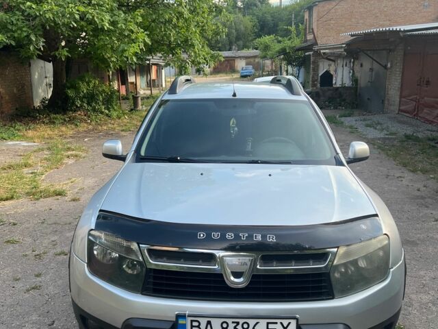 Серый Дачия Duster, объемом двигателя 1.6 л и пробегом 162 тыс. км за 7800 $, фото 1 на Automoto.ua