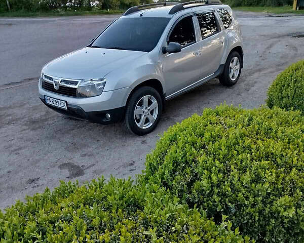 Сірий Дачія Duster, об'ємом двигуна 1.46 л та пробігом 197 тис. км за 8300 $, фото 1 на Automoto.ua