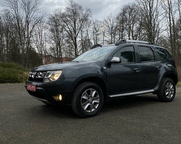 Серый Дачия Duster, объемом двигателя 1.5 л и пробегом 216 тыс. км за 10499 $, фото 1 на Automoto.ua