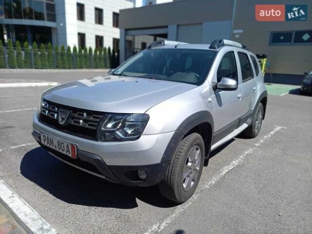 Сірий Дачія Duster, об'ємом двигуна 1.5 л та пробігом 175 тис. км за 10800 $, фото 1 на Automoto.ua