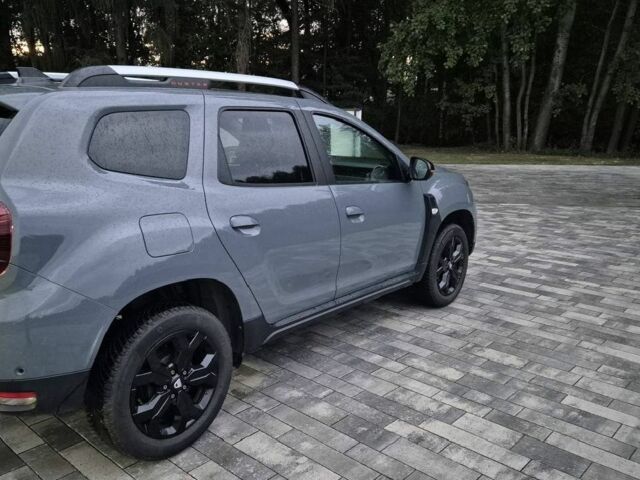 Серый Дачия Duster, объемом двигателя 0 л и пробегом 29 тыс. км за 12800 $, фото 1 на Automoto.ua