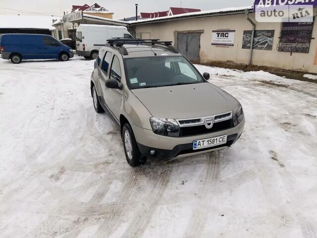 Серый Дачия Duster, объемом двигателя 1.5 л и пробегом 105 тыс. км за 11600 $, фото 1 на Automoto.ua