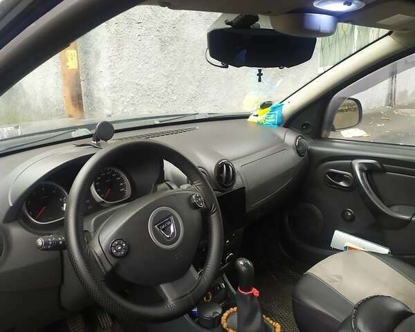 Синий Дачия Duster, объемом двигателя 1.6 л и пробегом 188 тыс. км за 8500 $, фото 1 на Automoto.ua