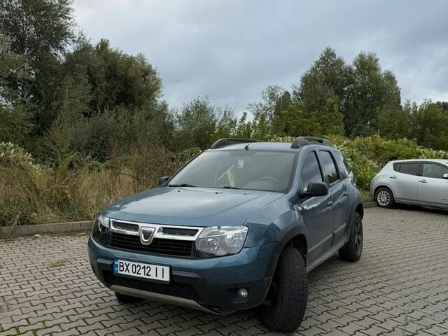 Синий Дачия Duster, объемом двигателя 1.5 л и пробегом 212 тыс. км за 8800 $, фото 1 на Automoto.ua