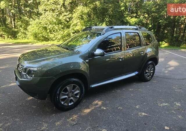 Зеленый Дачия Duster, объемом двигателя 1.5 л и пробегом 179 тыс. км за 9950 $, фото 1 на Automoto.ua