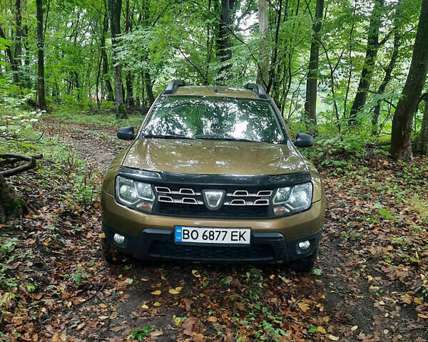 Зеленый Дачия Duster, объемом двигателя 1.5 л и пробегом 278 тыс. км за 9800 $, фото 1 на Automoto.ua