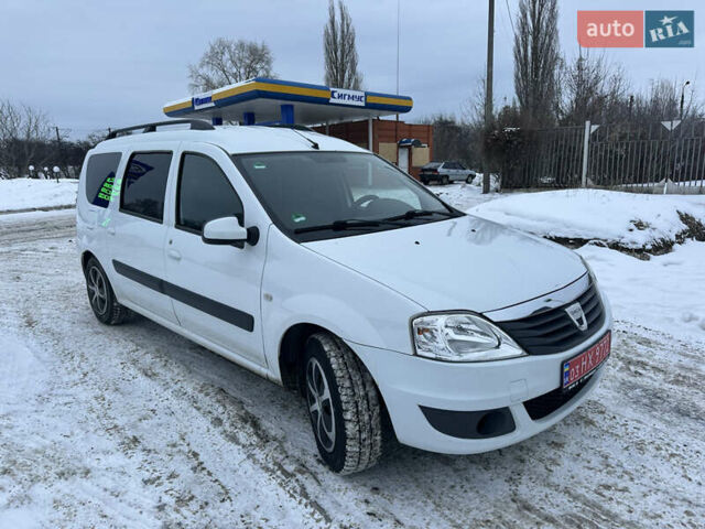 Белый Дачия Logan MCV, объемом двигателя 1.6 л и пробегом 206 тыс. км за 6250 $, фото 1 на Automoto.ua