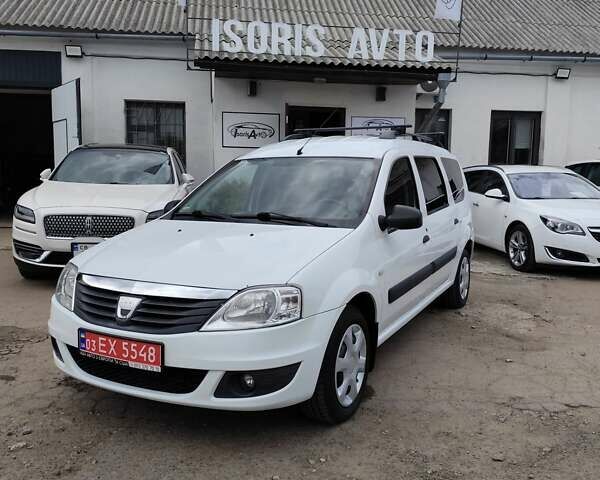 Белый Дачия Logan MCV, объемом двигателя 1.4 л и пробегом 178 тыс. км за 5500 $, фото 1 на Automoto.ua