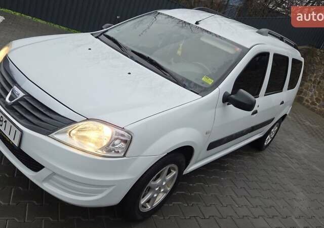Белый Дачия Logan MCV, объемом двигателя 1.6 л и пробегом 182 тыс. км за 5900 $, фото 1 на Automoto.ua