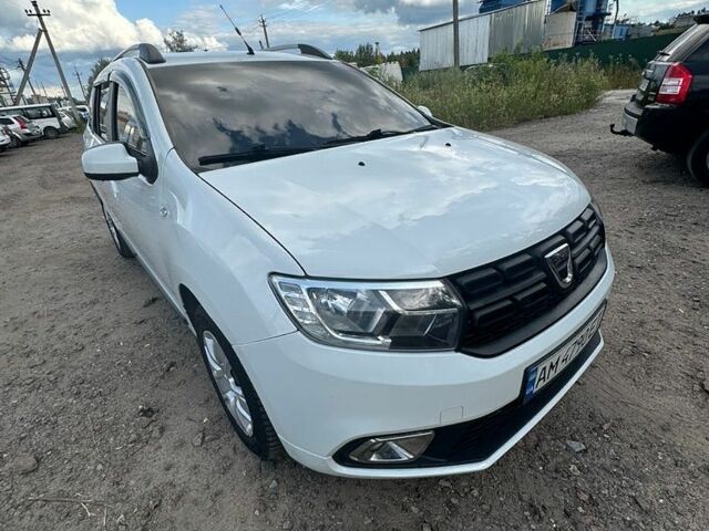 Белый Дачия Logan MCV, объемом двигателя 1.2 л и пробегом 216 тыс. км за 6700 $, фото 1 на Automoto.ua