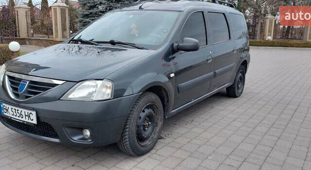 Серый Дачия Logan MCV, объемом двигателя 1.6 л и пробегом 245 тыс. км за 4300 $, фото 1 на Automoto.ua