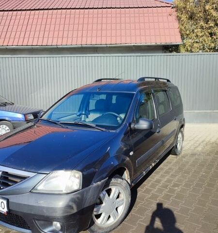 Серый Дачия Logan MCV, объемом двигателя 1.6 л и пробегом 324 тыс. км за 3500 $, фото 1 на Automoto.ua