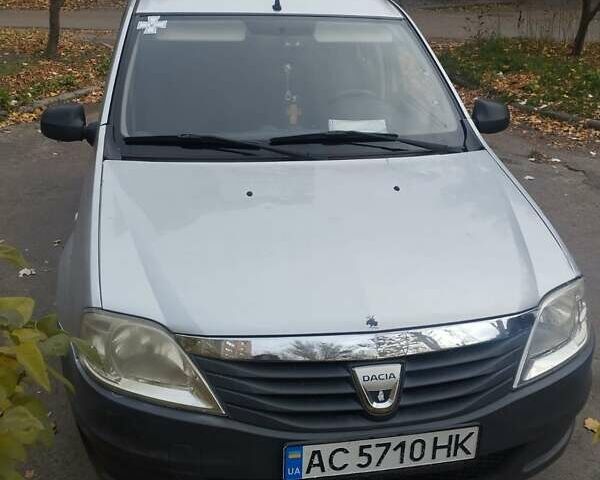 Серый Дачия Logan MCV, объемом двигателя 1.4 л и пробегом 270 тыс. км за 4500 $, фото 1 на Automoto.ua