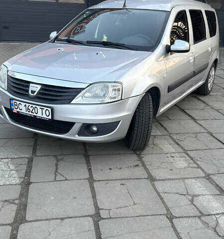 Серый Дачия Logan MCV, объемом двигателя 1.6 л и пробегом 328 тыс. км за 5850 $, фото 1 на Automoto.ua