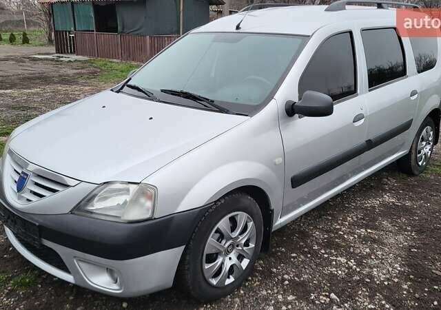 Сірий Дачія Logan MCV, об'ємом двигуна 1.6 л та пробігом 164 тис. км за 5300 $, фото 1 на Automoto.ua