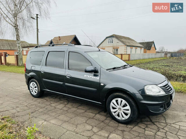 Серый Дачия Logan MCV, объемом двигателя 1.6 л и пробегом 78 тыс. км за 8200 $, фото 1 на Automoto.ua