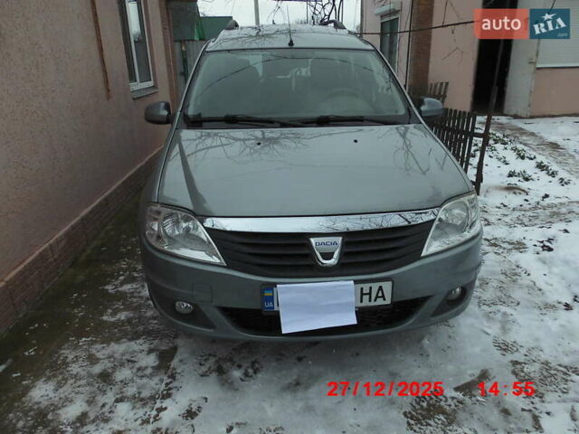 Серый Дачия Logan MCV, объемом двигателя 1.6 л и пробегом 168 тыс. км за 6000 $, фото 1 на Automoto.ua