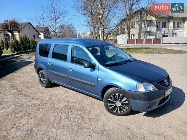 Синий Дачия Logan MCV, объемом двигателя 1.6 л и пробегом 250 тыс. км за 3200 $, фото 1 на Automoto.ua