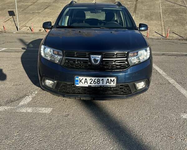 Синий Дачия Logan MCV, объемом двигателя 1 л и пробегом 200 тыс. км за 5750 $, фото 1 на Automoto.ua