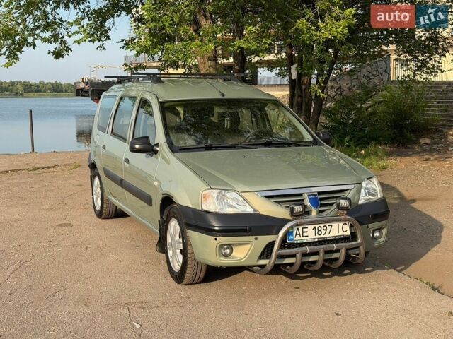 Зелений Дачія Logan MCV, об'ємом двигуна 1.5 л та пробігом 210 тис. км за 5000 $, фото 1 на Automoto.ua