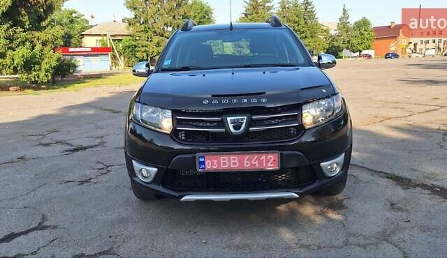 Черный Дачия Sandero StepWay, объемом двигателя 1.5 л и пробегом 184 тыс. км за 8900 $, фото 1 на Automoto.ua
