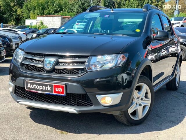 Черный Дачия Sandero StepWay, объемом двигателя 0.9 л и пробегом 211 тыс. км за 8180 $, фото 1 на Automoto.ua