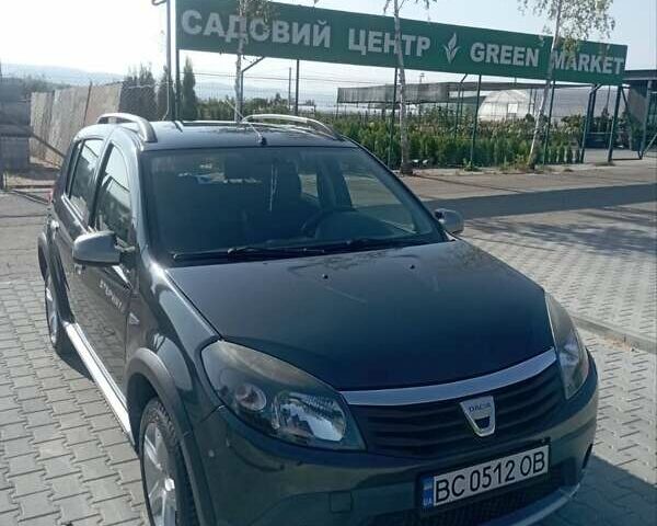 Дачія Sandero StepWay, об'ємом двигуна 1.6 л та пробігом 136 тис. км за 7200 $, фото 1 на Automoto.ua