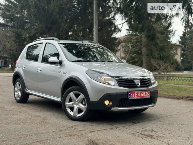 Сірий Дачія Sandero StepWay, об'ємом двигуна 1.6 л та пробігом 116 тис. км за 7100 $, фото 1 на Automoto.ua