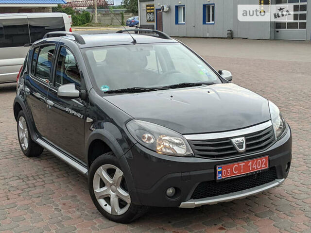 Сірий Дачія Sandero StepWay, об'ємом двигуна 1.6 л та пробігом 225 тис. км за 6100 $, фото 1 на Automoto.ua