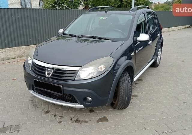 Сірий Дачія Sandero StepWay, об'ємом двигуна 1.46 л та пробігом 241 тис. км за 6100 $, фото 1 на Automoto.ua