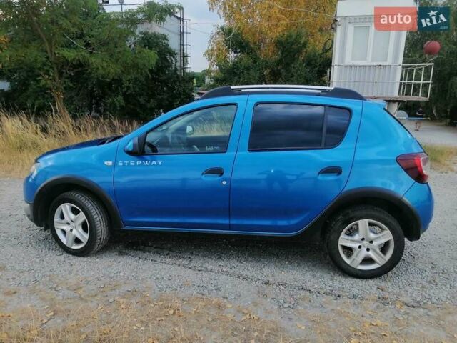 Синий Дачия Sandero StepWay, объемом двигателя 1.5 л и пробегом 180 тыс. км за 7200 $, фото 1 на Automoto.ua