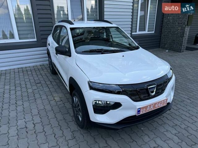 Белый Дачия Spring, объемом двигателя 0 л и пробегом 3 тыс. км за 11000 $, фото 1 на Automoto.ua