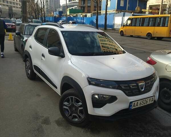 Белый Дачия Spring, объемом двигателя 0 л и пробегом 18 тыс. км за 9900 $, фото 1 на Automoto.ua