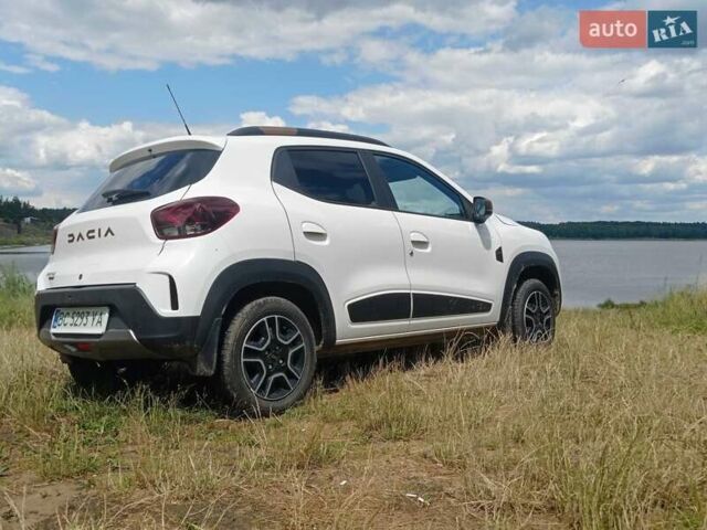 Белый Дачия Spring, объемом двигателя 0 л и пробегом 14 тыс. км за 9500 $, фото 1 на Automoto.ua