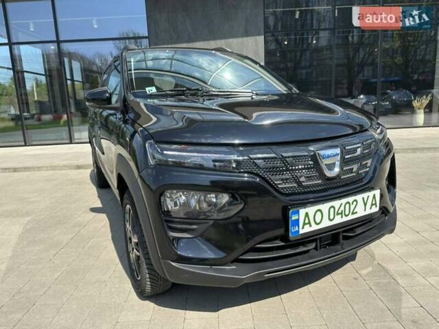 Черный Дачия Spring, объемом двигателя 0 л и пробегом 17 тыс. км за 12500 $, фото 1 на Automoto.ua