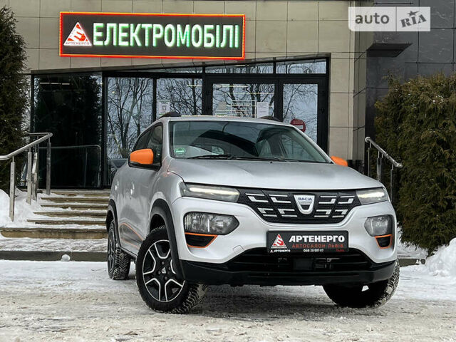 Серый Дачия Spring, объемом двигателя 0 л и пробегом 9 тыс. км за 15500 $, фото 1 на Automoto.ua