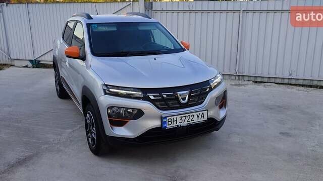 Сірий Дачія Spring, об'ємом двигуна 0 л та пробігом 22 тис. км за 10000 $, фото 1 на Automoto.ua