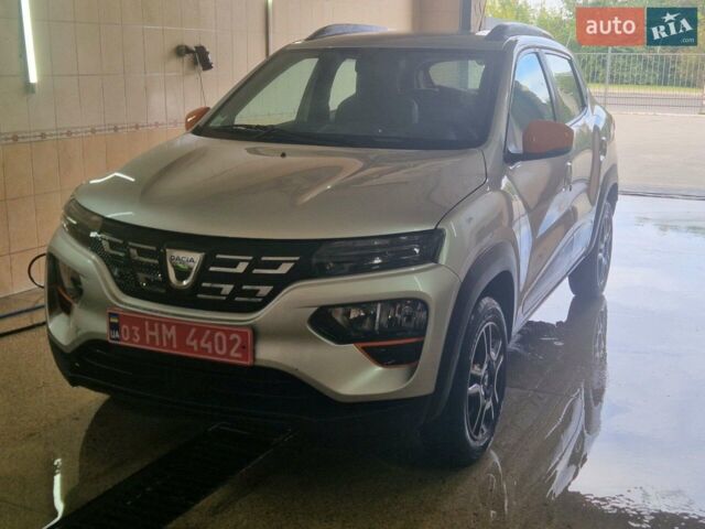 Серый Дачия Spring, объемом двигателя 0 л и пробегом 28 тыс. км за 9000 $, фото 1 на Automoto.ua