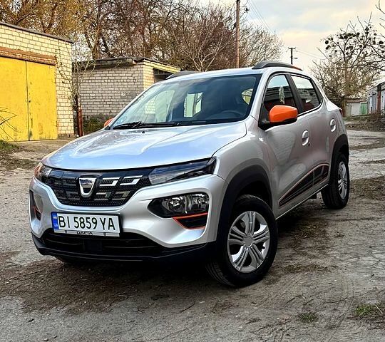 Сірий Дачія Spring, об'ємом двигуна 33 л та пробігом 45 тис. км за 10000 $, фото 1 на Automoto.ua