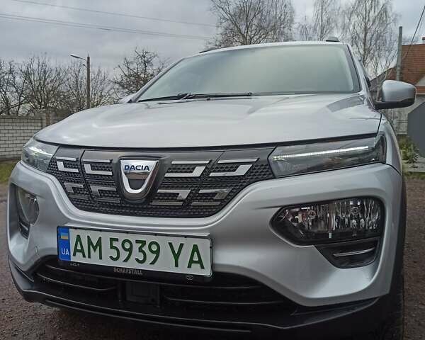 Серый Дачия Spring, объемом двигателя 0 л и пробегом 41 тыс. км за 9999 $, фото 1 на Automoto.ua