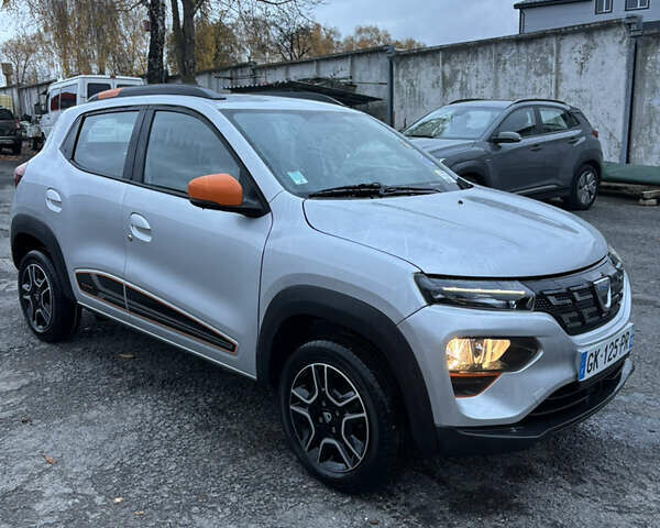 Серый Дачия Spring, объемом двигателя 0 л и пробегом 22 тыс. км за 8500 $, фото 1 на Automoto.ua