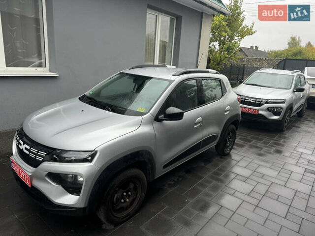 Серый Дачия Spring, объемом двигателя 0 л и пробегом 13 тыс. км за 9300 $, фото 1 на Automoto.ua