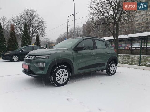 Зеленый Дачия Spring, объемом двигателя 0 л и пробегом 40 тыс. км за 9599 $, фото 1 на Automoto.ua