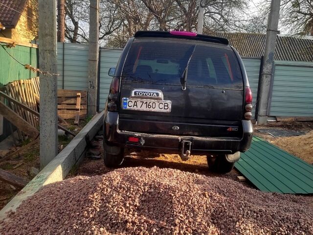 Черный Дади Шатл, объемом двигателя 2.2 л и пробегом 300 тыс. км за 2000 $, фото 1 на Automoto.ua