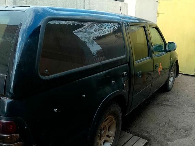 Чорний Даді Shuttle, об'ємом двигуна 2.6 л та пробігом 167 тис. км за 2260 $, фото 1 на Automoto.ua