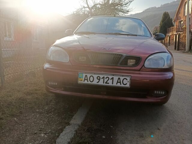 Красный Дэу Сиело, объемом двигателя 1 л и пробегом 120 тыс. км за 1800 $, фото 1 на Automoto.ua