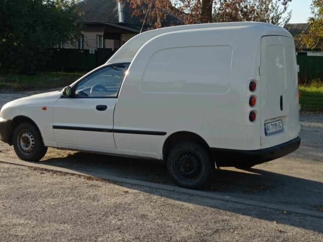 Белый Дэу Дамас, объемом двигателя 1.5 л и пробегом 300 тыс. км за 1896 $, фото 1 на Automoto.ua