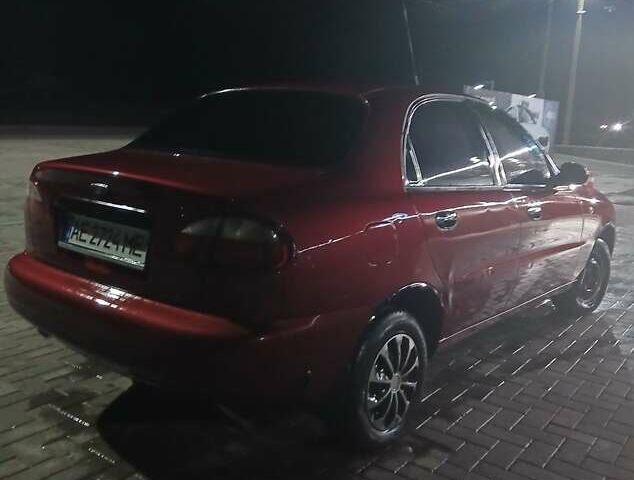 Красный Дэу Дамас, объемом двигателя 1.3 л и пробегом 200 тыс. км за 2500 $, фото 1 на Automoto.ua