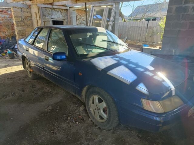 Синий Дэу Эсперо, объемом двигателя 2 л и пробегом 360 тыс. км за 1000 $, фото 1 на Automoto.ua